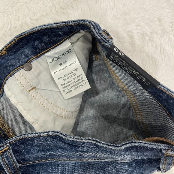 NEW Joes Jeans Aveline Skinny Ankle Jeans 26 Dark Ripped Distressed Denim NWT - Picture 4 of 6
